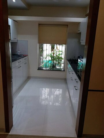 Room in 2 BHK Apartment at Evershine City Avenue II, Vasai East – for Sale