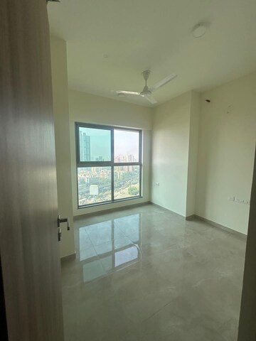 1 BHK Apartment For Rent in Sheth Irene, Malad West