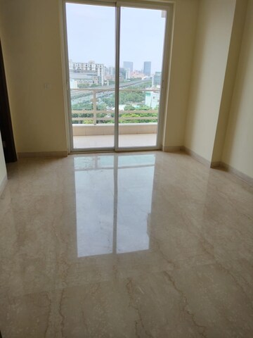 Room in 4 BHK Apartment at Abw La Lagune, Sector 54 – for Rent