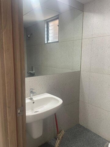 Bathroom in 2 BHK Apartment at Kumar Prospera Hadapsar, Amanora Park Town – for Sale
