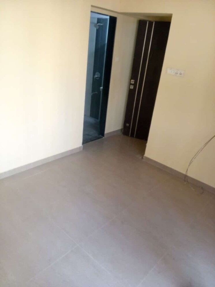 Room, goregaon west 1 Bedroom 420 Sq.Ft. Apartment In Goregaon West Mumbai 8288733