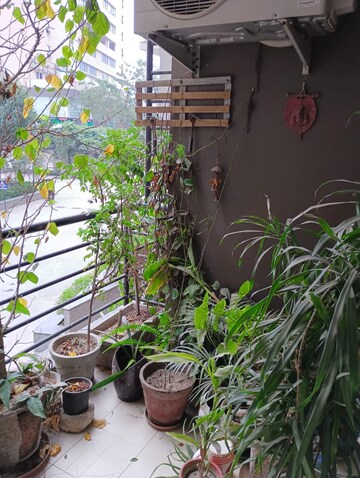 Master Bedroom in 3 BHK Apartment at Dhoot Time Residency, Sector 63 – for Rent