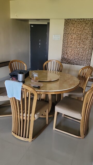 Team Area in 3 BHK Apartment at Raheja Vistas Phase 1, Mohammadwadi – for Rent
