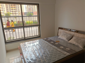 Bedroom in 2 BHK Apartment at Shapoorji Pallonji Joyville Hadapsar Annexe, Sp Infocity – for Rent