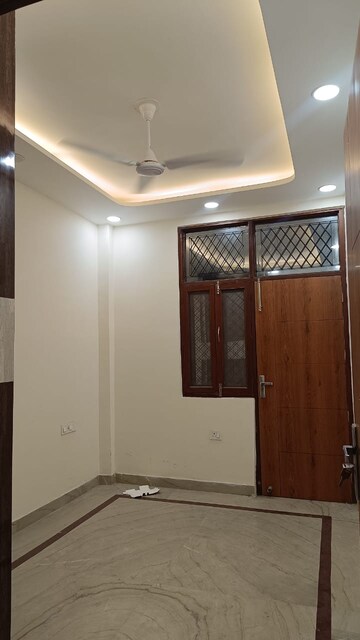 Bedroom in 3 BHK Builder Floor at Paschim Vihar – for Rent