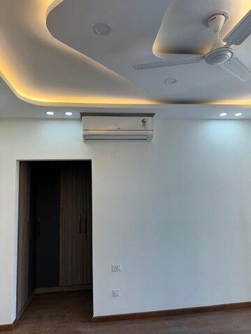  3.5 BHK Apartment at DLF Garden City Independent Floors, Sector 92 – for Rent