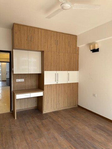 Bedroom in 3.5 BHK Apartment at DLF Garden City Independent Floors, Sector 92 – for Rent