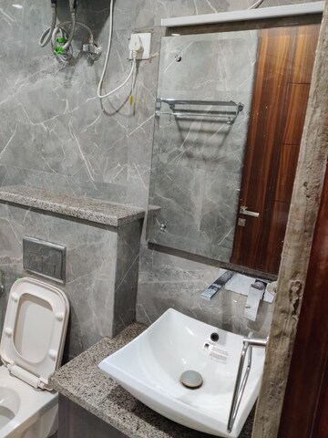 Attached Bathroom in 2 BHK Builder Floor at Sector 38 – for Rent