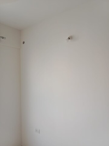 Room in 3 BHK Apartment at Mahaveer Celesse, Hunasamaranahalli – for Rent