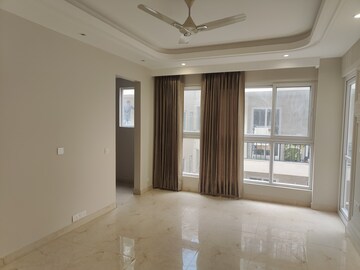 Room in 4 BHK Builder Floor at Versalia WoodWinds, Sector 67 – for Rent