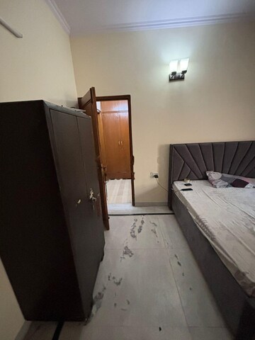 Room in 3 BHK Apartment at Vatika Lifestyle Homes, Sector 83 – for Rent