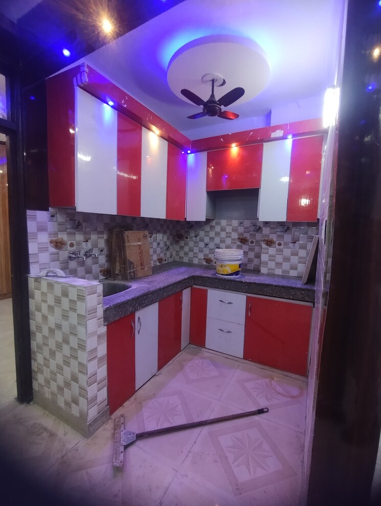Kitchen, uttam nagar west 2 Bedroom 700 Sq.Ft. Builder Floor In Uttam Nagar West Delhi 8289248