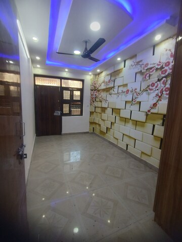 2 BHK Builder Floor For Sale in Uttam Nagar West