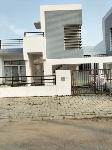  Office Space – Exterior View View at Sushant Golf City - for Rent