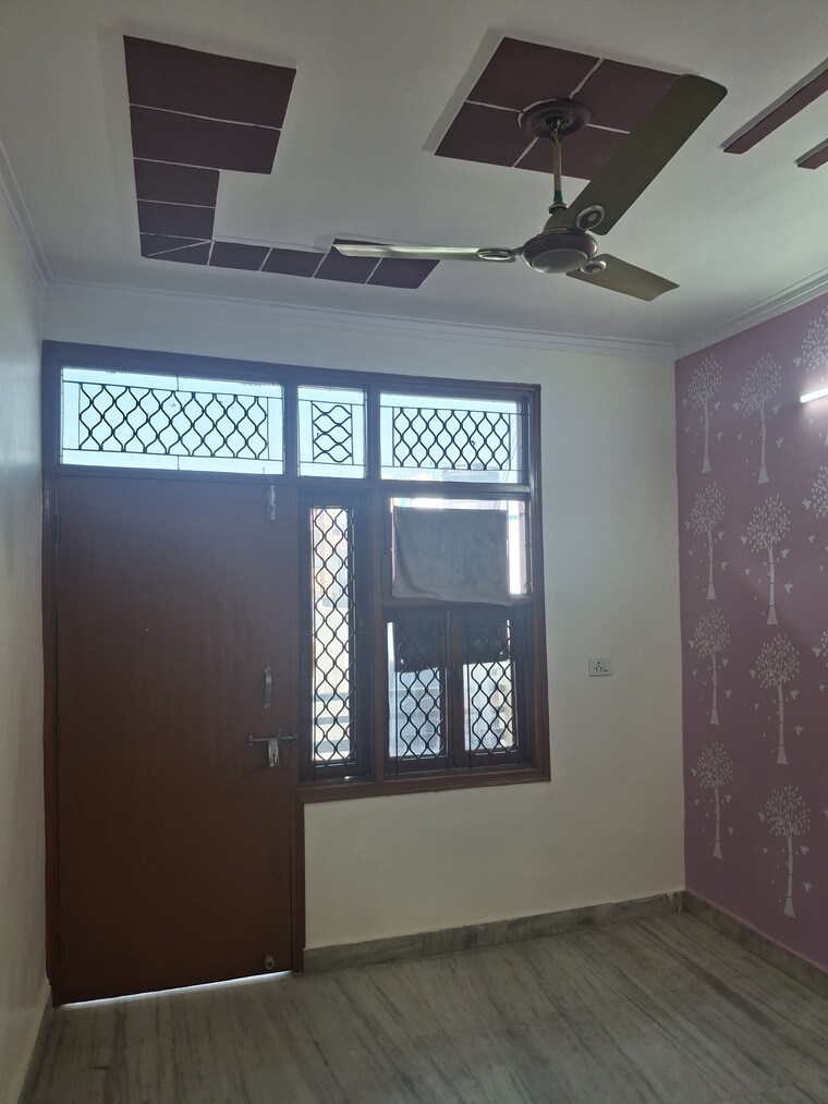 undefined, uttam nagar 2 Bedroom 1000 Sq.Ft. Builder Floor In Uttam Nagar Delhi 8289282