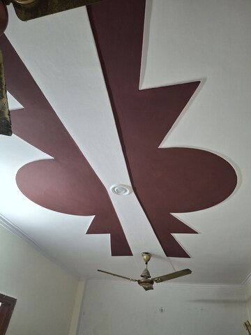 Furnished Amenities in 2 BHK Builder Floor at Uttam Nagar – for Sale