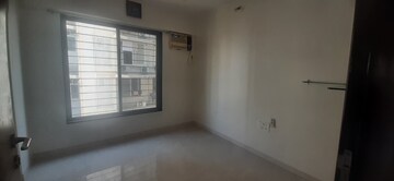 Room in 3 BHK Apartment at The Central, Chembur – for Rent