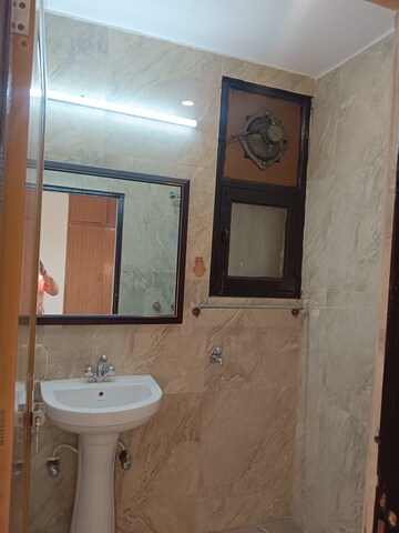 Bathroom in 1 RK Villa at RWA Apartments Sector 52, Sector 52 – for Rent