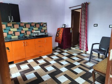 Living Room in 1 BHK Independent House at Vijay Colony – for Rent