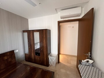 Bedroom in 2 BHK Apartment at Hiranandani Castle Rock, Powai – for Rent