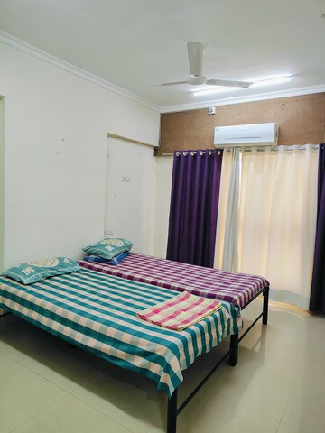 Bedroom in 2 BHK Apartment at Shree Krishna Udaya Bhuvan, Chembur – for Rent