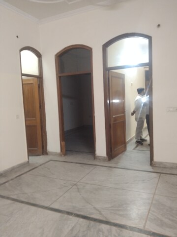 Building Lobby in 3 BHK Builder Floor at Shakti Khand – for Rent