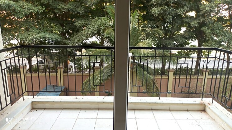 Balcony, prestige-notting-hill 2 Bedroom 1543 Sq.Ft. Apartment In Bannerghatta Road Bangalore 8289514