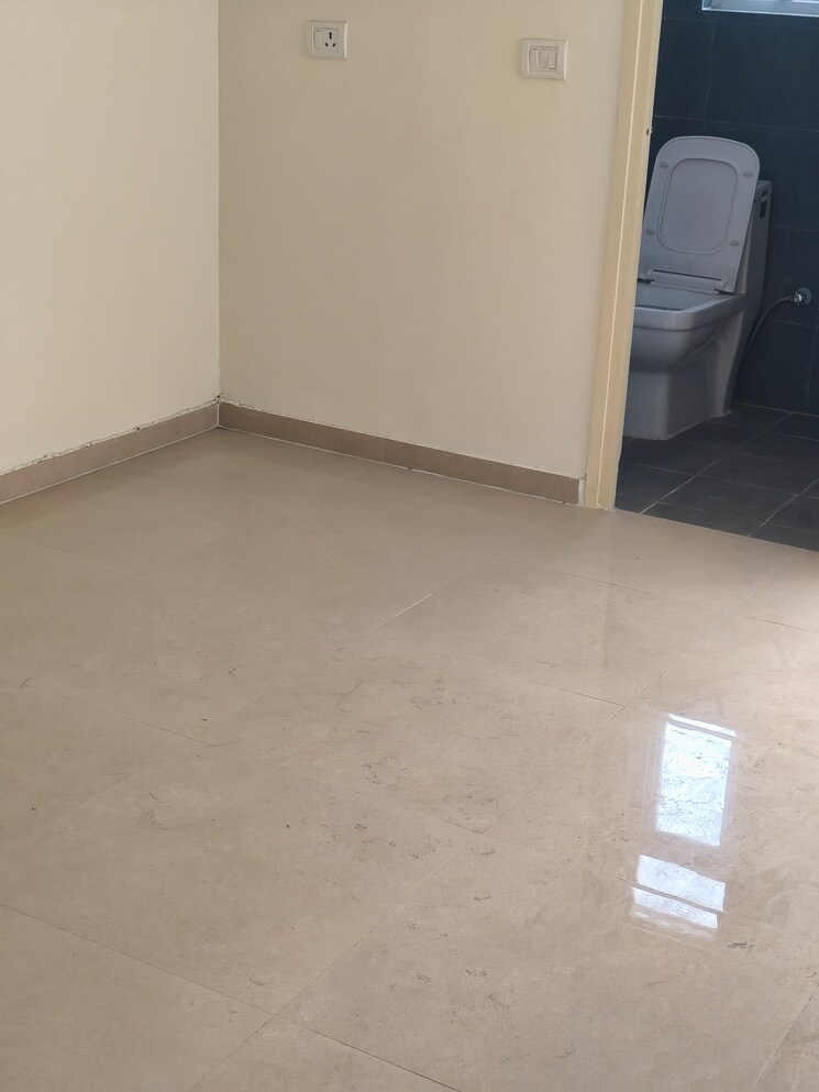 Room, central-park-flower-valley-aqua-front-towers 3 Bedroom 1789 Sq.Ft. Apartment In Sohna Sector 33 Gurgaon 8289535