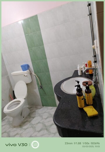 Bathroom in 1 BHK Independent House at Gomti Nagar – for Rent