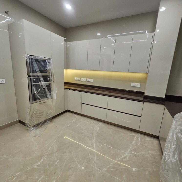 Living Room, new rajinder nagar 3 Bedroom 260 Sq.Yd. Builder Floor In New Rajinder Nagar Delhi 8289549