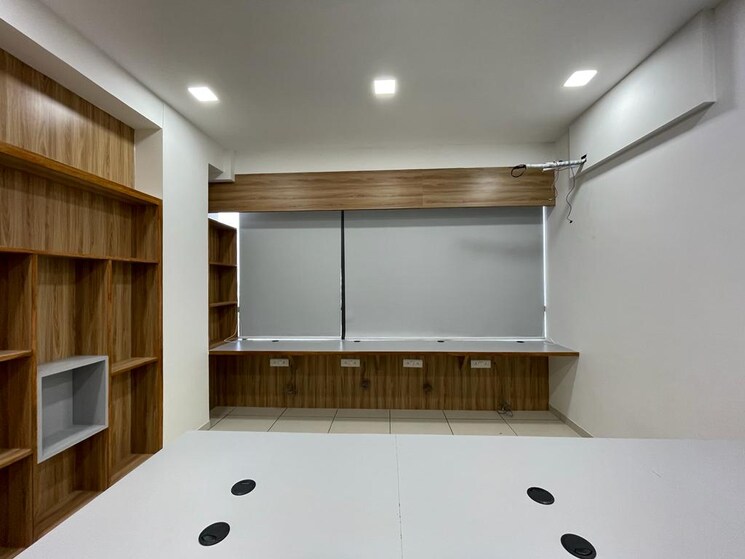 Team Area, makarba Commercial Office Space 926 Sq.Ft. In Makarba Ahmedabad 8289484