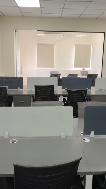 Team Area in  Office Space in IT/SEZ at Sector 10 – for Rent