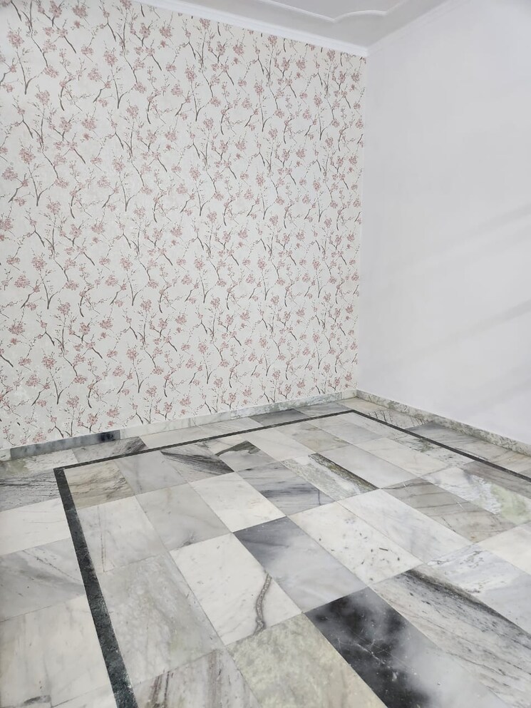 Bathroom, spring-field 1 Bedroom 100 Sq.Yd. Builder Floor In Sector 31 Faridabad 8289663