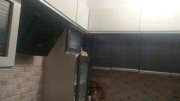 Furnished Amenities in 2 BHK Apartment at Gomti Nagar – for Rent
