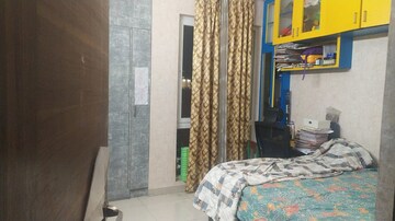 Bedroom in 2 BHK Apartment at Gomti Nagar – for Rent