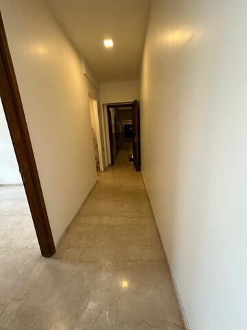 Room in 3 BHK Apartment at Omkar Alta Monte, Malad East – for Rent
