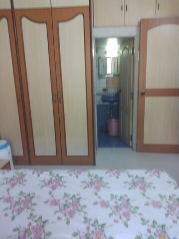 Room in 1 BHK Apartment at Goregaon West – for Sale