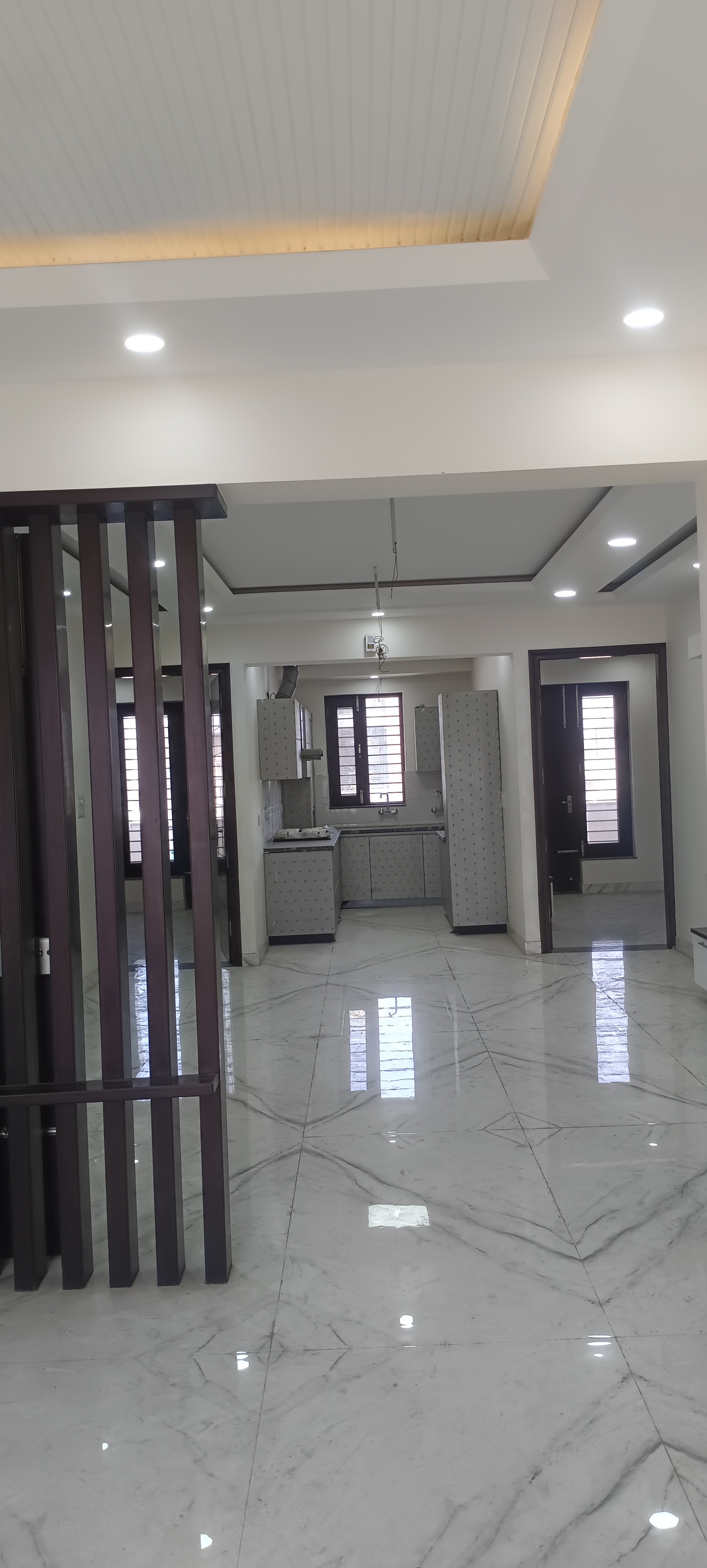 3 BHK + Pooja Room,Servant Room Builder Floor For Sale in Huda Sector 9