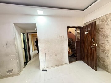 Bedroom in 1.5 BHK Apartment at Seawoods – for Rent