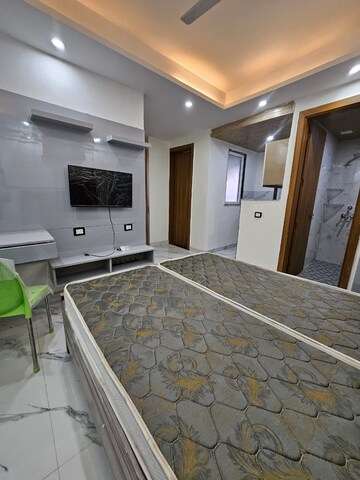 Room in 3 BHK Apartment at Orchid Petals, Sector 49 – for Rent