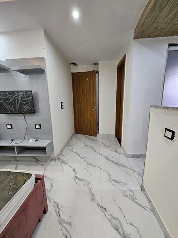 Living Room in 3 BHK Apartment at Orchid Petals, Sector 49 – for Rent