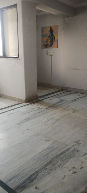 Room in 3.5 BHK Apartment at Alaknanda Society, Sector 56 – for Sale