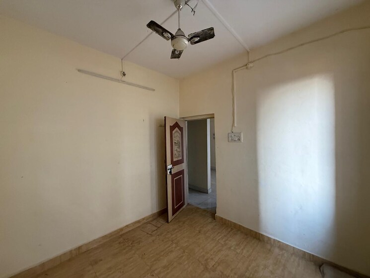 Room, seawoods 1 Bedroom 560 Sq.Ft. Apartment In Seawoods Navi Mumbai 8289887