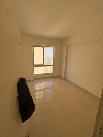 Room in 2 BHK Apartment at Signature The Millennia 2, Sector 37d – for Rent