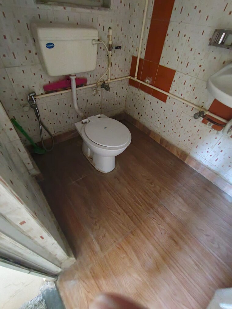 Bathroom, royal-palms-ruby-isle-apartment 2 Bedroom 800 Sq.Ft. Apartment In Goregaon East Mumbai 8290106