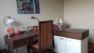  2.5 BHK Apartment at Oberoi Realty Splendor, Jogeshwari East – for Rent
