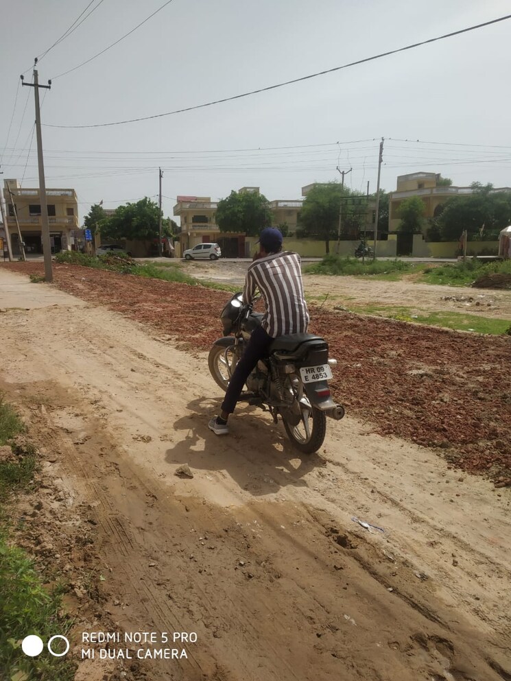 Exterior View, maruti kunj  60 Sq.Yd. Plot In Maruti Kunj Gurgaon 8290101