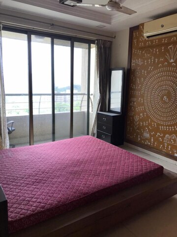 Bedroom in 2.5 BHK Apartment at Oberoi Realty Splendor, Jogeshwari East – for Rent