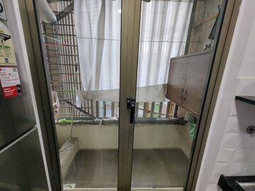 Balcony in 2.5 BHK Apartment at Oberoi Realty Splendor, Jogeshwari East – for Rent