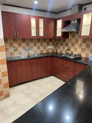Kitchen in 3 BHK Builder Floor at SS Mayfield Gardens, Sector 51 – for Rent